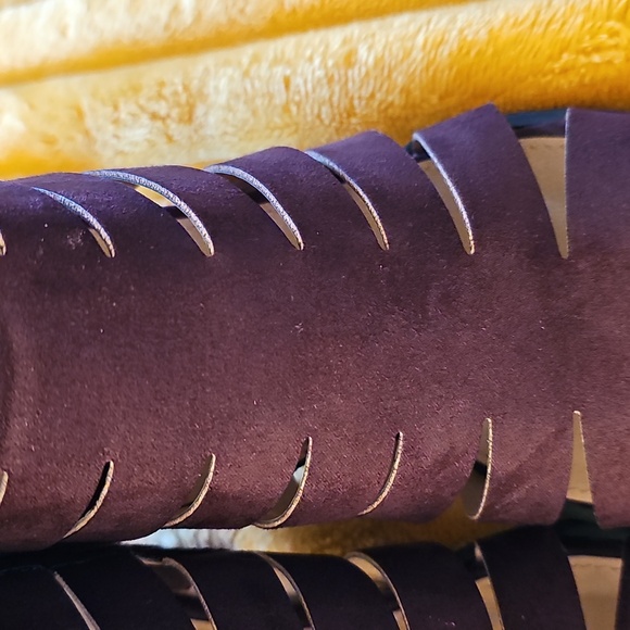 Sandals - Picture 4 of 16